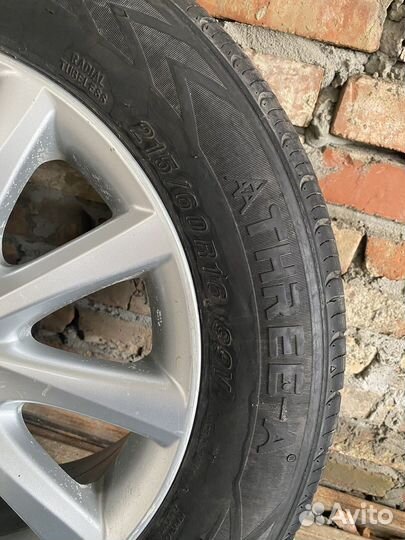Three-A P306 215/60 R16