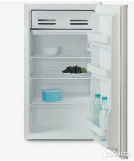 Холодильник Бирюса М90,новый