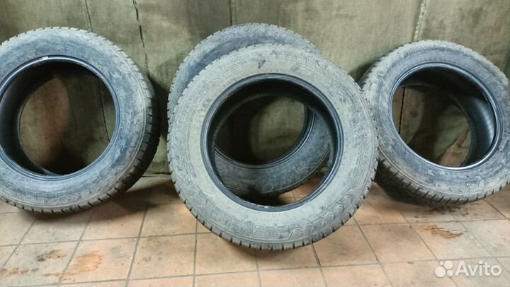 Nokian Tyres Hakkapeliitta 7 SUV 225/65 R17 106T