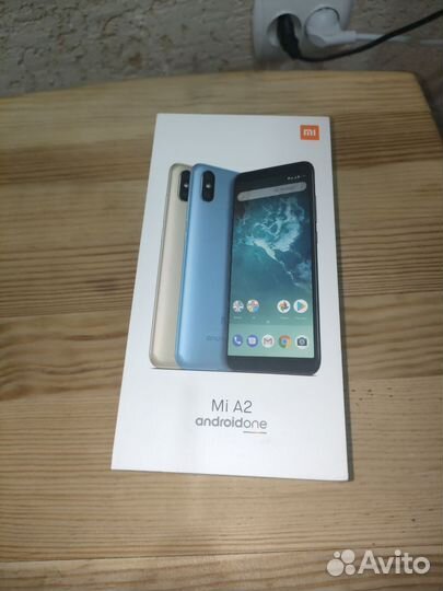 Смартфон Xiaomi MI A2