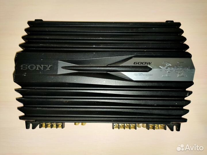 Автомобильный усилитель Sony
