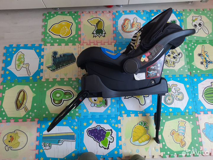 Автокресло Welldone Diadem (с базой и адаптер