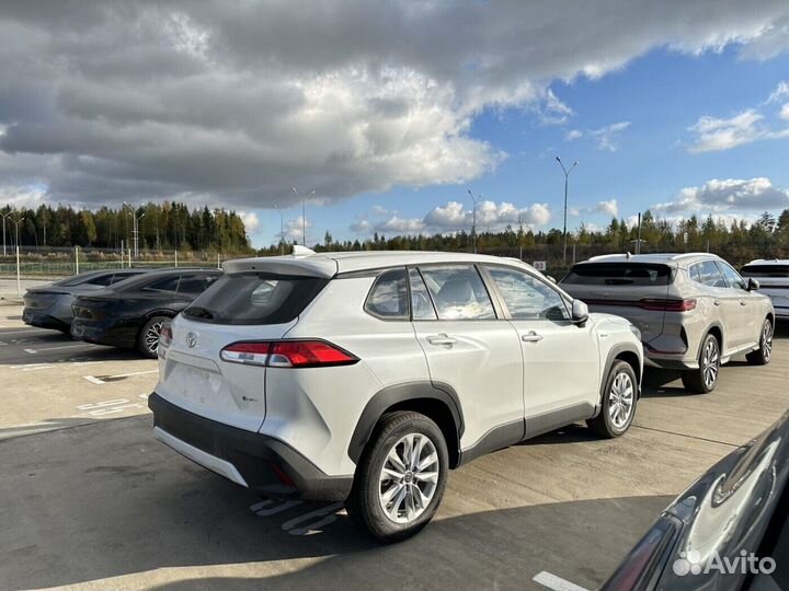 Toyota Corolla Cross 2.0 CVT, 2022, 23 000 км