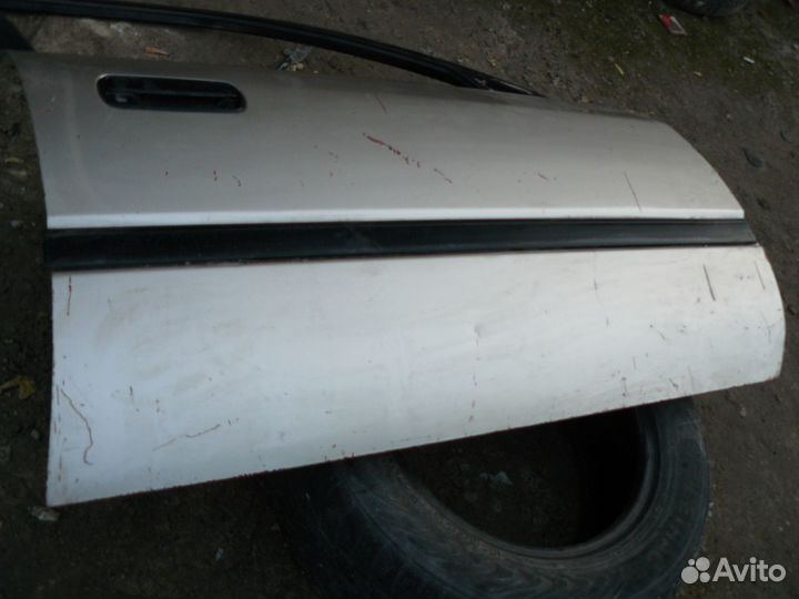 Дверь передняя правая для Toyota Corona AT170