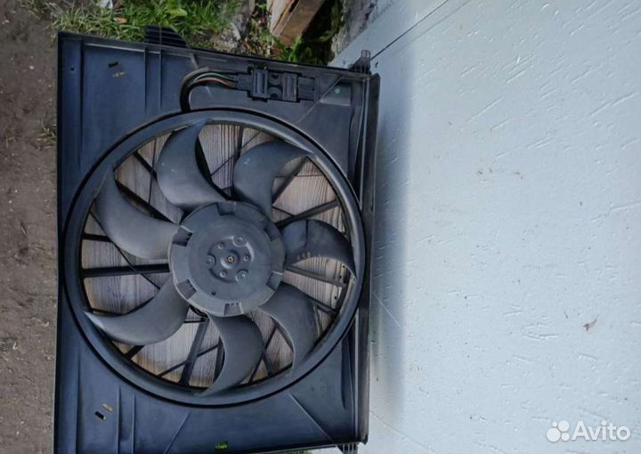 Вентилятор для мерседес W211 A2115000593