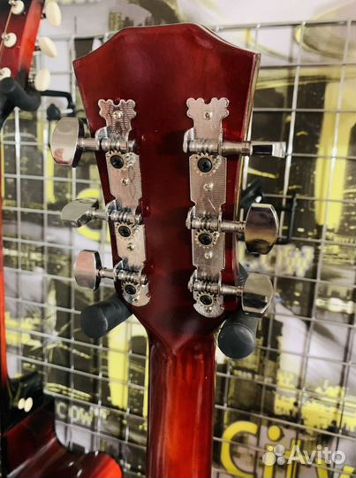 Гитара + ремень + медиаторы (комплект)