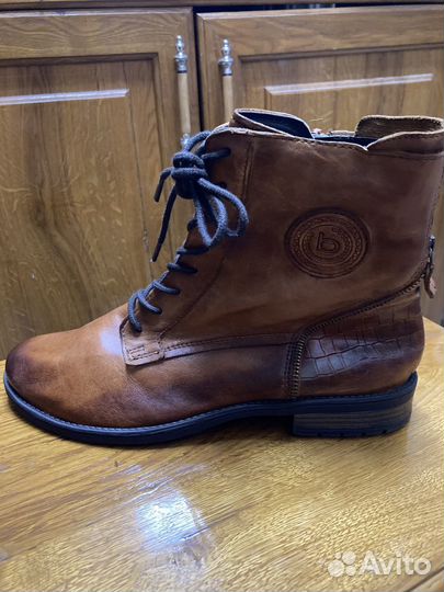 Фирменные ботинки кожа Bugatti новые
