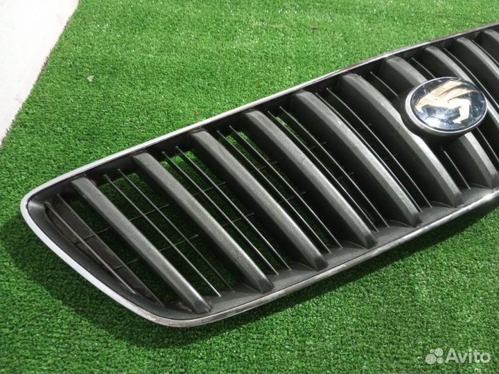 Решетка радиатора Toyota Harrier MCU15 1MZ