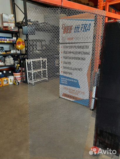 Сетка решетки радиатора