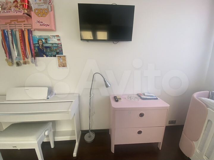 3-к. квартира, 104,7 м², 4/4 эт.