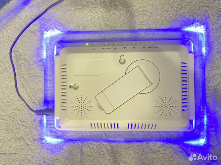 Цифровая фоторамка с LED подсветкой