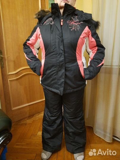 Зимняя куртка и брюки зимние. Лыжный костюм