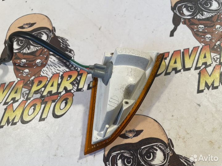 Правый поворотник Honda DJ1