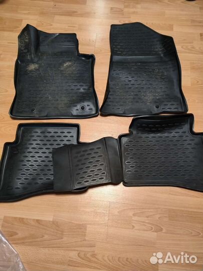 Автомобильные коврики резиновые