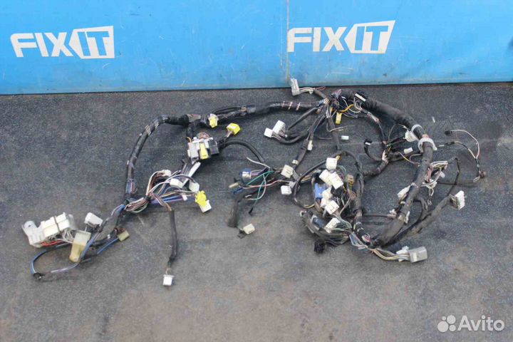 Проводка Toyota Allion (Тойота Аллион) ZZT240 8214