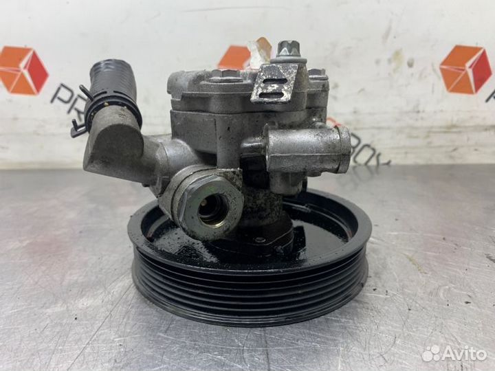 Насос гидроусилителя руля Mercedes C-Class W203