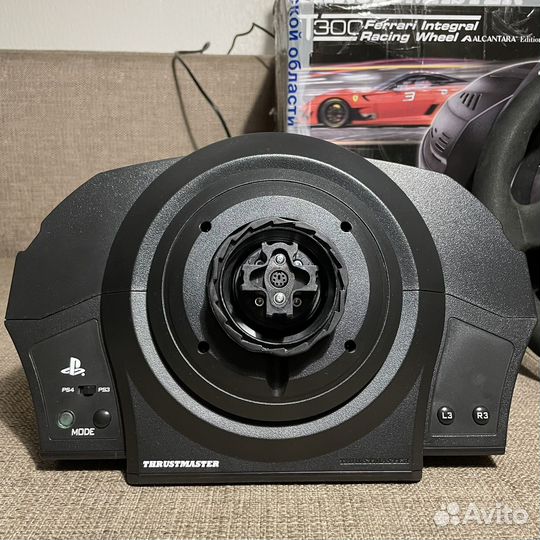 Thrustmaster t300 Alcantara Edition