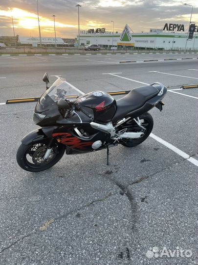 Honda CBR 600 F4