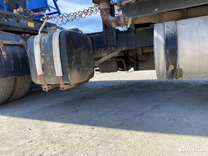 Freightliner Columbia с полуприцепом, 2005