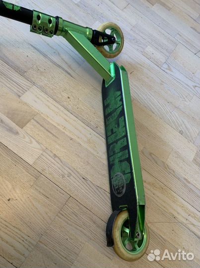 Трюковой самокат