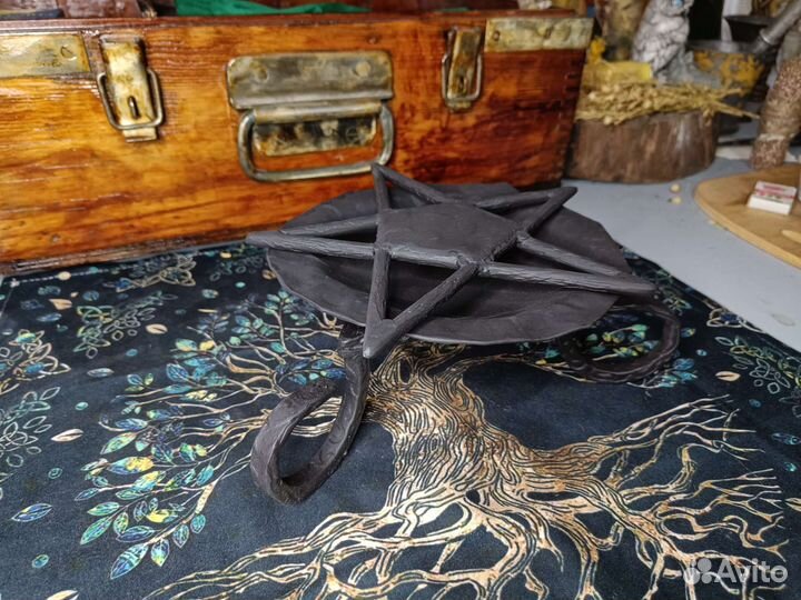 Подсвечник кованый