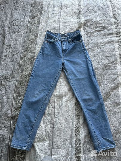 Джинсы женские levis mom 25 размер