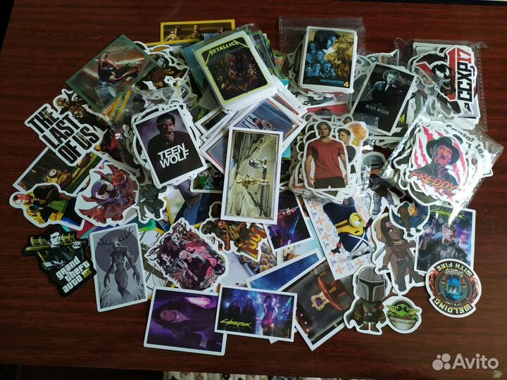 Коллекция наклеек / стикеров (372 шт.)