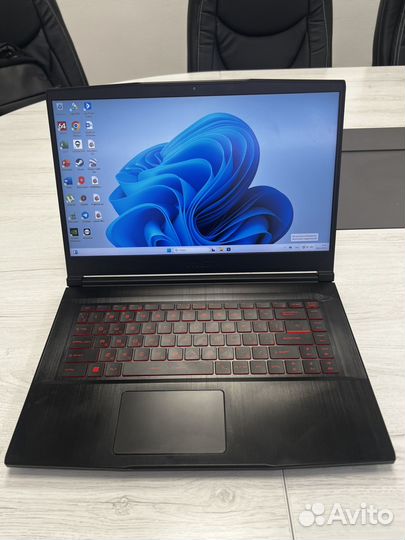 Ноутбук msi katana i5-12450, 4060