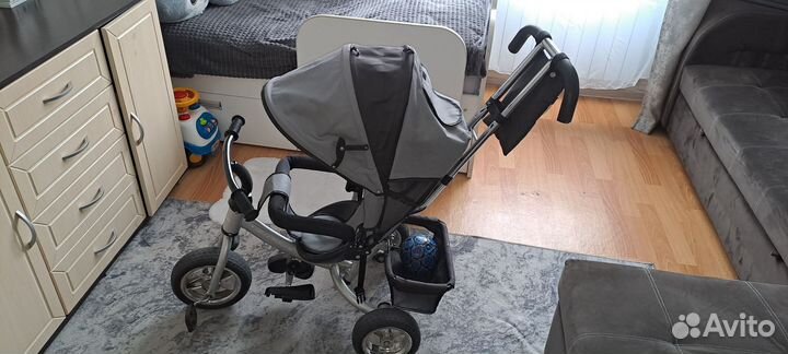 Трехколесный велосипед с родительской ручкой