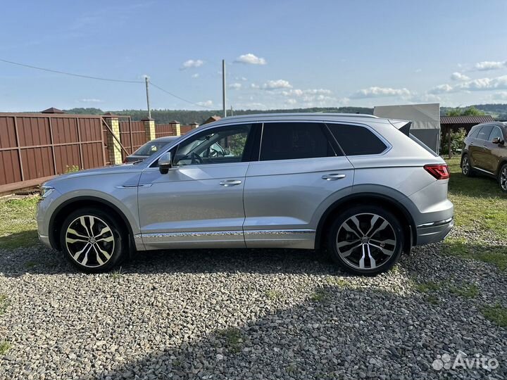 Volkswagen Touareg 3.0 AT, 2019, 111 000 км