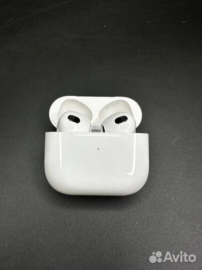 AirPods 3 Luxe