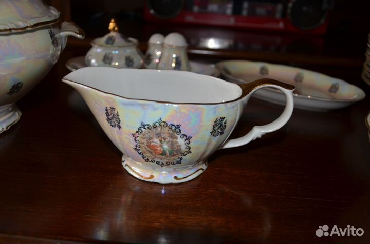 Столовый сервиз на 12 персон Мадонна