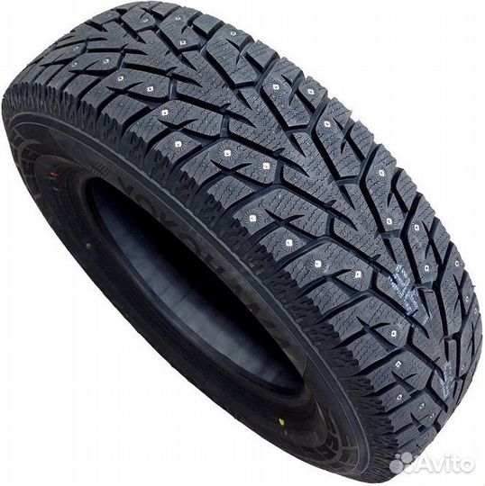 Yokohama Ice Guard Stud IG55 215/55 R17 98T