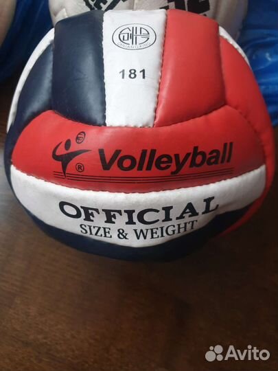 Продаются мячи