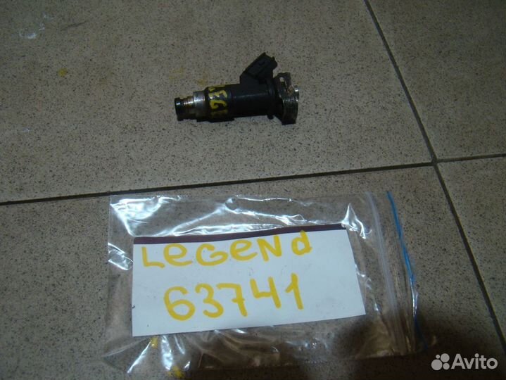 Форсунка инжекторная Honda Legend 4