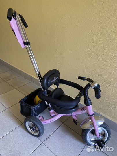 Детский трехколесный велосипед с ручкой