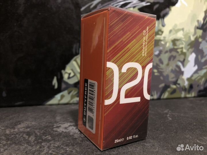 Escentric molecules molecule 02