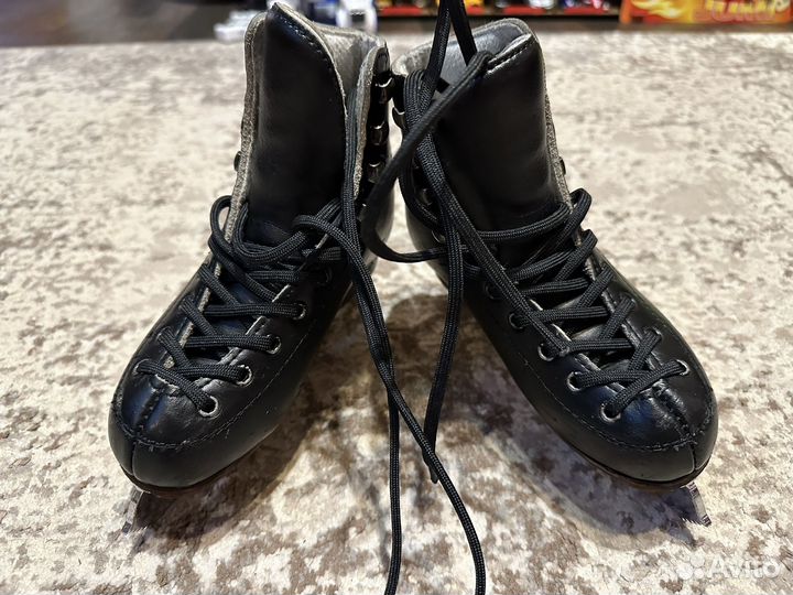 Коньки фигурные wifa 28