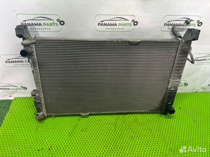 Радиатор охлаждения двигателя Mercedes Benz A W169