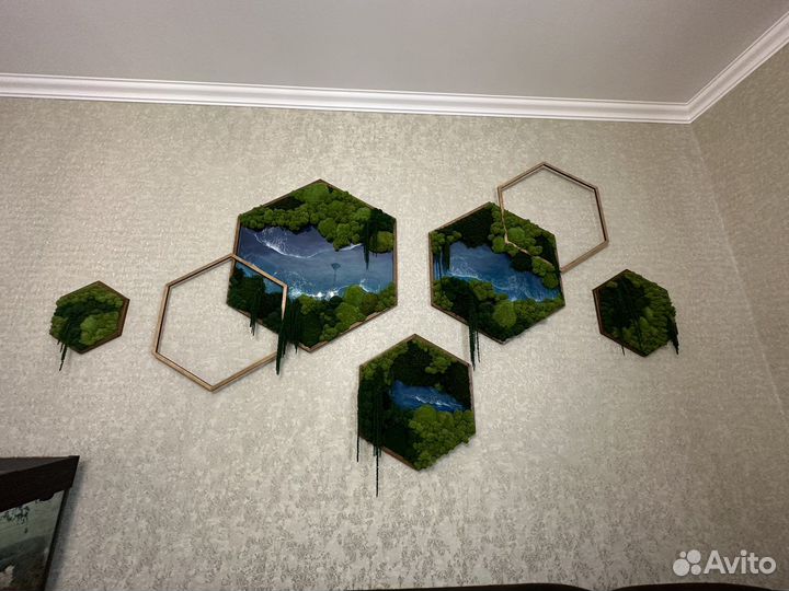 Панно из стабилизированного мха с эпоксидной