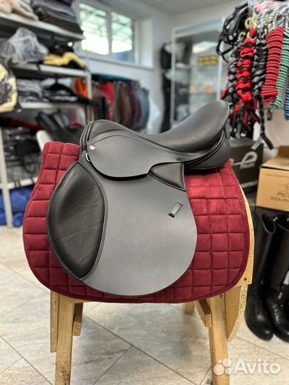 Седло конкурное Пегас Джамп 17,5р