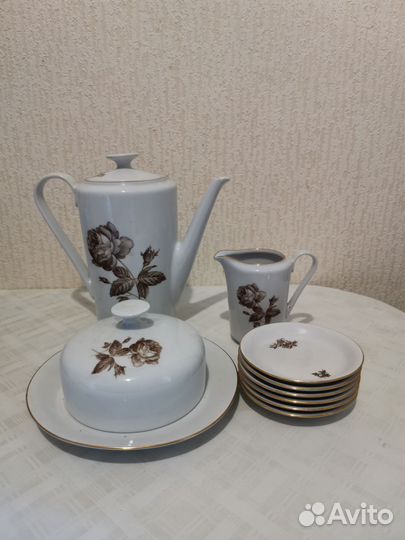 Сервиз, штоф, стаканы, рюмки