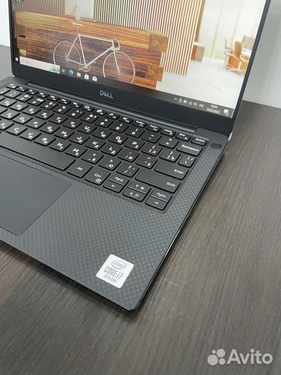 Dell XPS 13 7390 i7-10710U 16GB 512GB