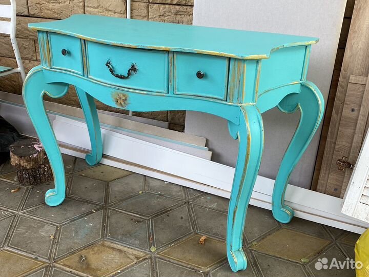 Туалетный столик