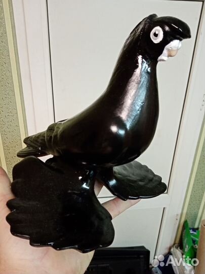 Статуэтки голубей