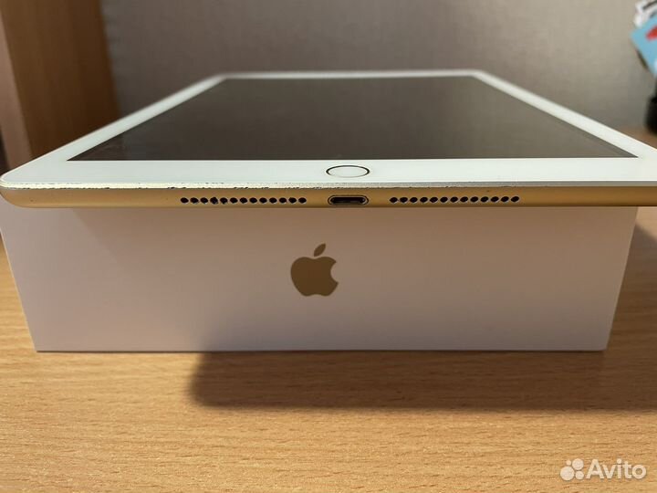 iPad 5 поколения 2017