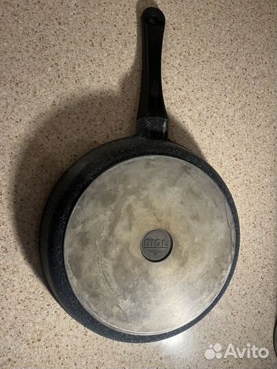 Сковорода с крышкой