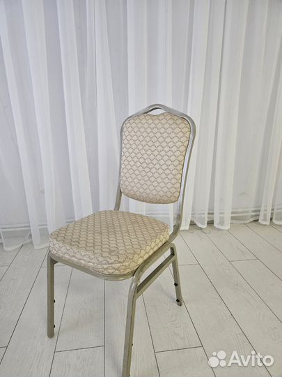 Банкетные стулья бу
