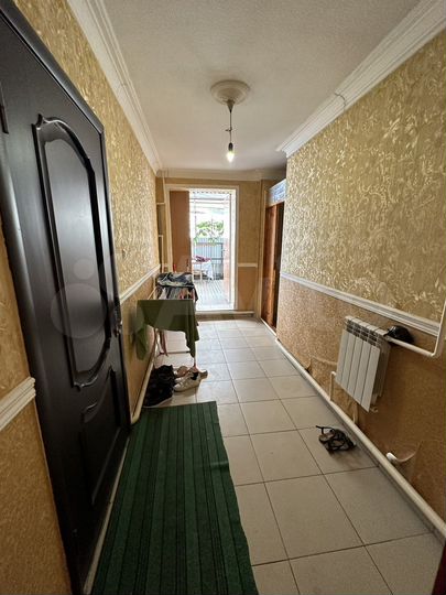 Комната 35 м² в 1-к., 1/3 эт.