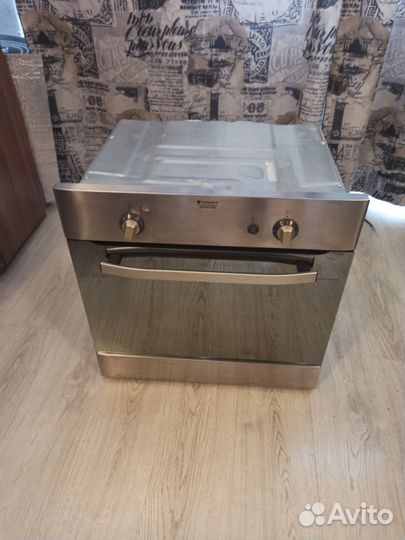 Духовой шкаф Hotpoint Ariston